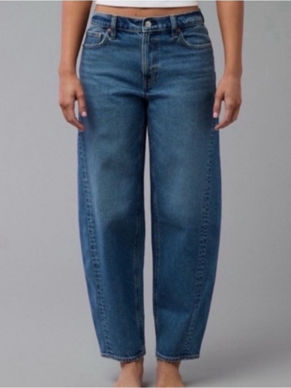 AMERICAN EAGLE BARREL JEANS - SIZE 18 Regular - Picture 4 of 9
